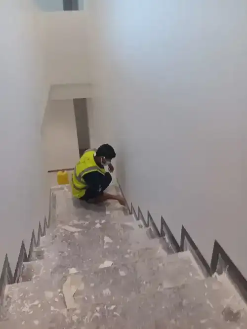 قبل التنظيف - نظافة فلل بعد التشطيب