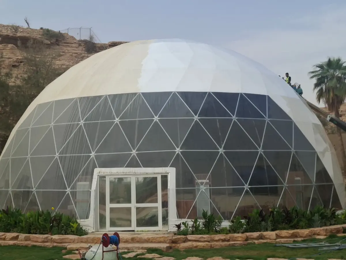 عمال شركة الجواد ينفذون خدمة غسيل وتنظيف خيام وبيوت شعر بالرياض - تعقيم مجالس وسدو