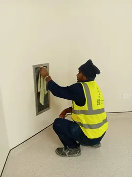شركة الجواد تقدم خدمات إزالة الدهون المستعصية وتنظيف المطابخ بالبخار والتعقيم في الرياض.