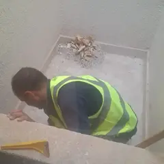 تنظيف مناور الفلل وإزالة مخلفات البناء